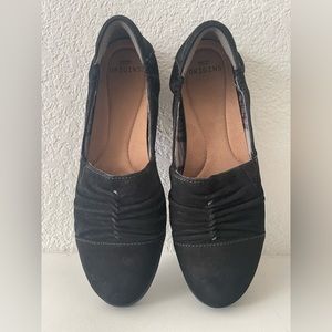 Earth Origins Flex Fara Flats Black Suede Size 10 Narrow Slip-On Comfort